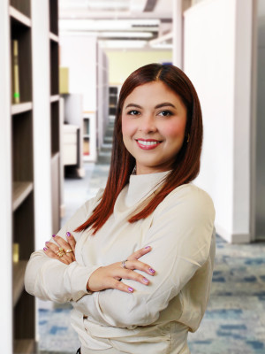 GABRIELA-YANEZ-300